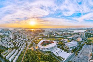 英媒：斯特林准备拒绝沙特方面巨额报价，他希望留在切尔西